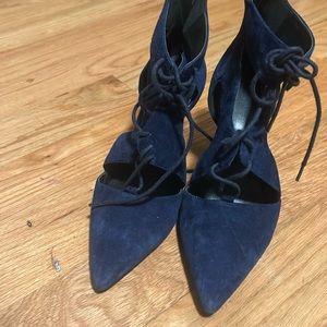 Nine West genuine leather Navy heel